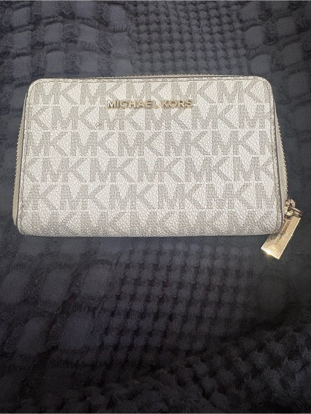 Michael Kors Cream Signature Zip Wallet with Tan Pocket